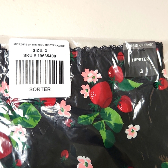 ❤️NWT VINTAGE TORRID PANTY - MICROFIBER FLORAL STRAWBERRY - CAGE BACK HIPSTER - Picture 4 of 13